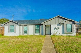 1712 Rocky Pl Ct in Dallas, TX - Building Photo