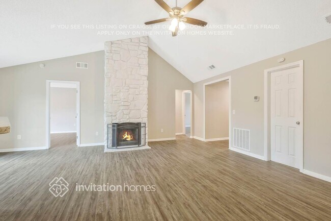 8158 Virgo St in Jacksonville, FL - Foto de edificio - Building Photo