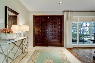 1107 Briarmead Dr in Houston, TX - Building Photo - Building Photo