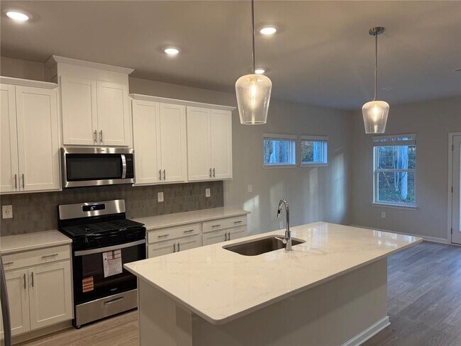 277 Sequoia Ln in Dawsonville, GA - Foto de edificio - Building Photo