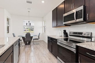 1706 NE 10th Ln in Cape Coral, FL - Building Photo - Building Photo