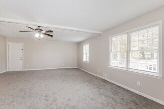 583 Lakeridge Cir SE in Conyers, GA - Building Photo - Building Photo