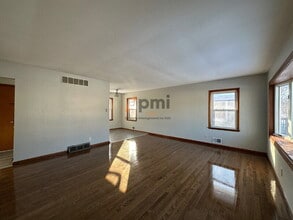 6617 Parrish Ave in Hammond, IN - Building Photo - Building Photo