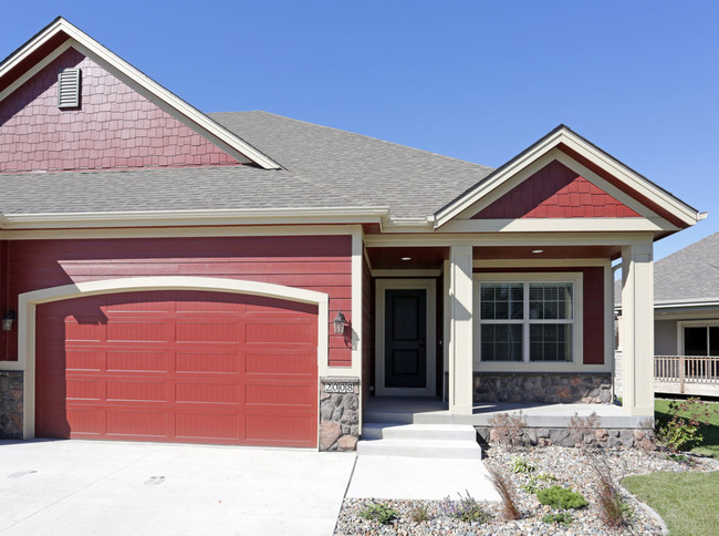 Timberline Ridge in Waukee, IA - Foto de edificio - Building Photo