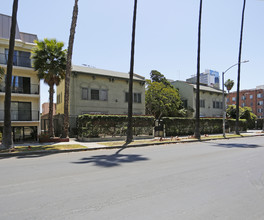 550 S St Andrews Pl in Los Angeles, CA - Foto de edificio - Building Photo