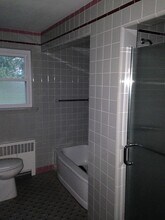 3064 Ferguson Rd, Unit Top Floor in Cincinnati, OH - Building Photo - Building Photo