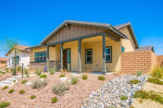 67468 Rio Largo Rd in Cathedral City, CA - Building Photo - Building Photo