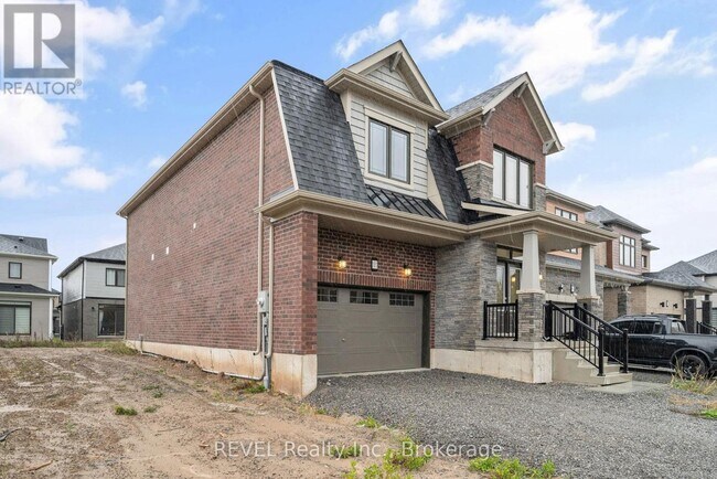 101 Lavender Rd in Thorold, ON - Building Photo - Building Photo