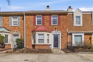 1328 Mill Lake Quarter in Chesapeake, VA - Building Photo