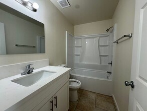 41749 Marine Dr in Hemet, CA - Building Photo - Building Photo