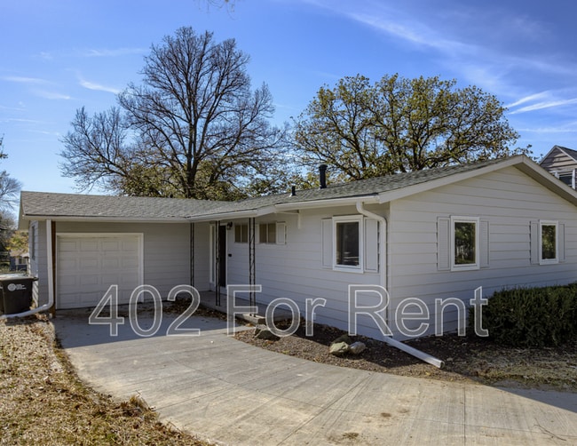 8061 Arbor St in Omaha, NE - Building Photo - Building Photo
