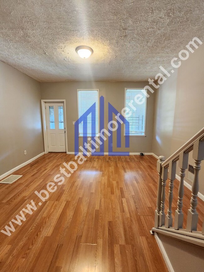 2704 Presbury St in Baltimore, MD - Building Photo - Building Photo