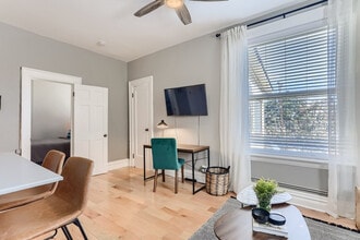 1660 N Gaylord St, Unit SI ID1026274P in Denver, CO - Foto de edificio - Building Photo