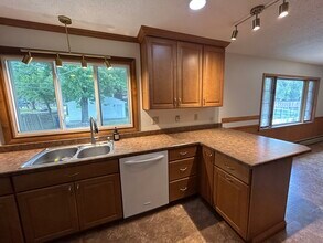 1302 9th St N in Fargo, ND - Foto de edificio - Building Photo