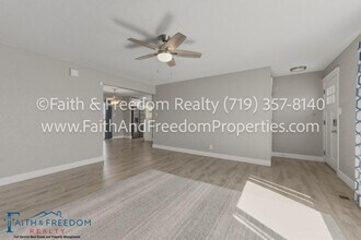 260 Everett Dr in Colorado Springs, CO - Building Photo - Building Photo