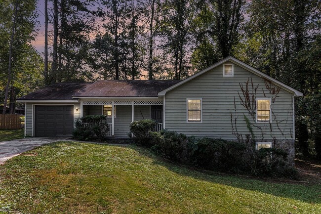 1422 Chedworth Pl in Stone Mountain, GA - Building Photo - Building Photo