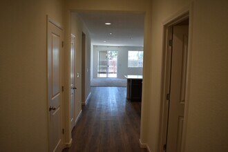 3591 Sunstone Ct in Merced, CA - Building Photo - Building Photo