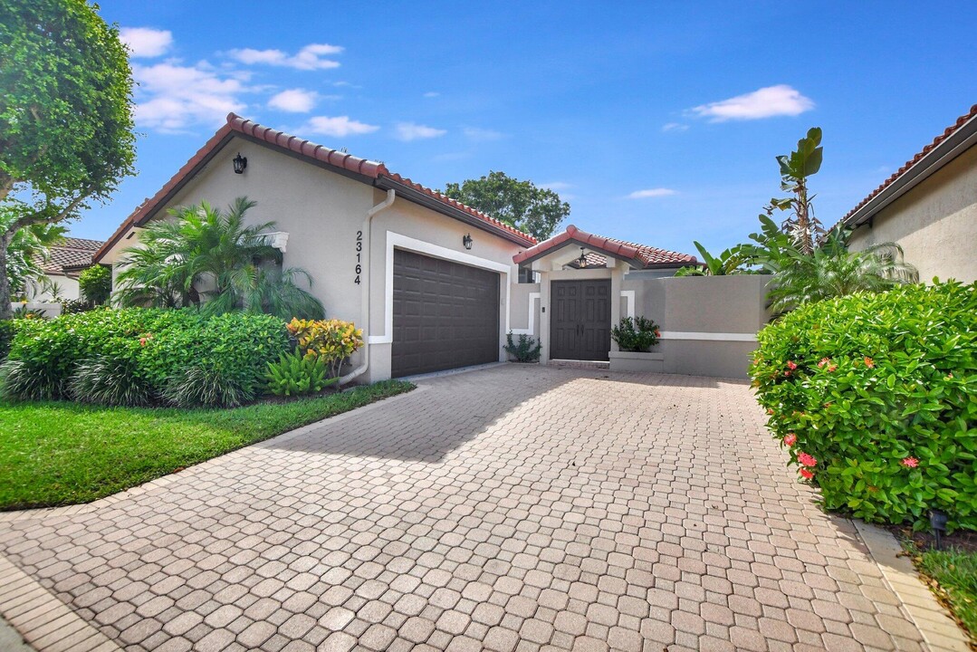 23164 Via Stel in Boca Raton, FL - Building Photo