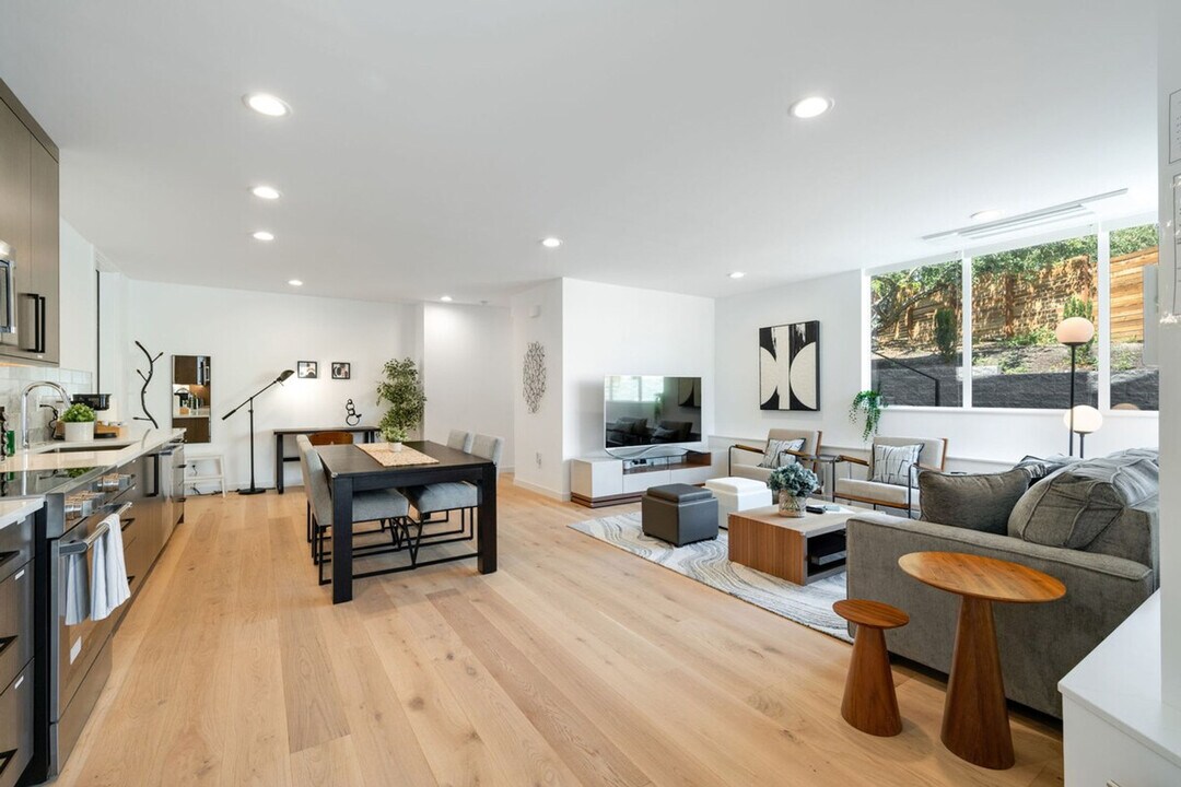 5300 NE 67th St in Seattle, WA - Building Photo