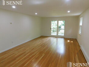 5 Middle St in Lexington, MA - Building Photo - Building Photo