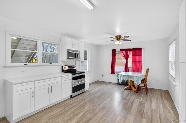 property at 36 Swezey Pl