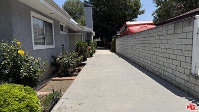 5902 Calvin Ave in Los Angeles, CA - Building Photo - Building Photo