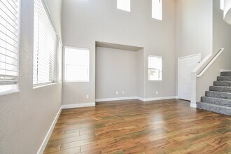 9120 Spoonbill Ridge Pl in Las Vegas, NV - Building Photo - Building Photo