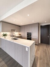 133-36 37th Ave in Queens, NY - Foto de edificio - Building Photo