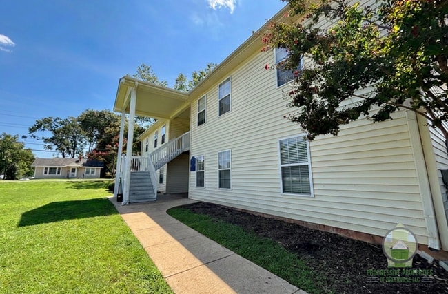 property at 522 Mcneely Cir