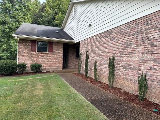 property at 275 Woodcastle Dr