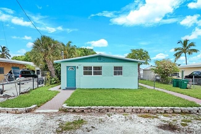 property at 527 Goodland Dr