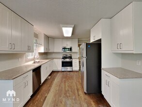 2122 Yorkshire Ct in Woodstock, GA - Building Photo - Building Photo