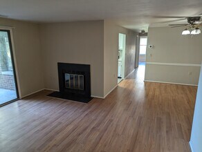 18204 Swiss Cir in Germantown, MD - Building Photo - Building Photo