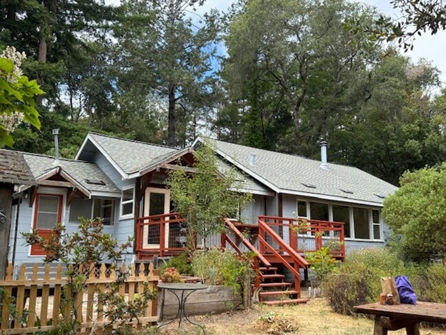 property at 4623 Karas Ln