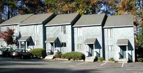 936 Hearthridge Ct in Raleigh, NC - Foto de edificio