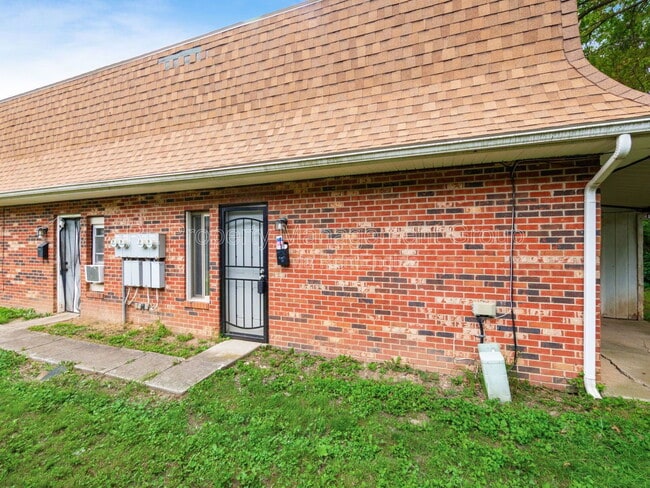 property at 4923 Myers Rd