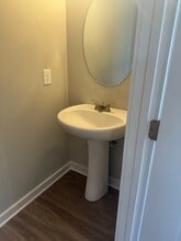105-B Aviator Cir in Oak Grove, KY - Building Photo - Building Photo
