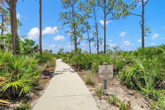 6521 Dominica Dr in Naples, FL - Building Photo - Building Photo