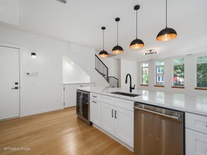 840 N Wolcott Ave in Chicago, IL - Building Photo - Building Photo
