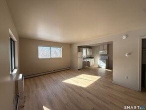 388 S Main St in Seymour, CT - Building Photo - Building Photo