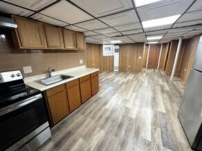 2738 W Winnemac Ave in Chicago, IL - Building Photo - Building Photo