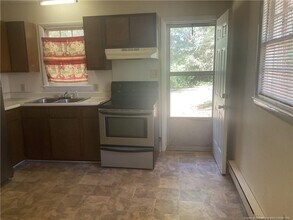 814 Varsity Dr in Fayetteville, NC - Building Photo - Building Photo
