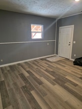 5974 Maynardville Hwy, Unit 1 in Maynardville, TN - Foto de edificio - Building Photo