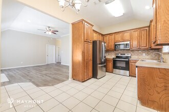 229 Blackjack Rd W in Aubrey, TX - Foto de edificio - Building Photo