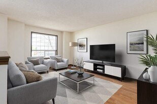 Pleasant Park in Brooks, AB - Building Photo