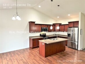 6810 Littlemore Dr in Madison, WI - Building Photo - Building Photo