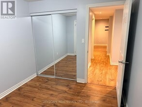 1210 Christie Cir in Milton, ON - Building Photo - Building Photo