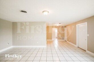 5978 NW 16th Ct in Sunrise, FL - Foto de edificio - Building Photo