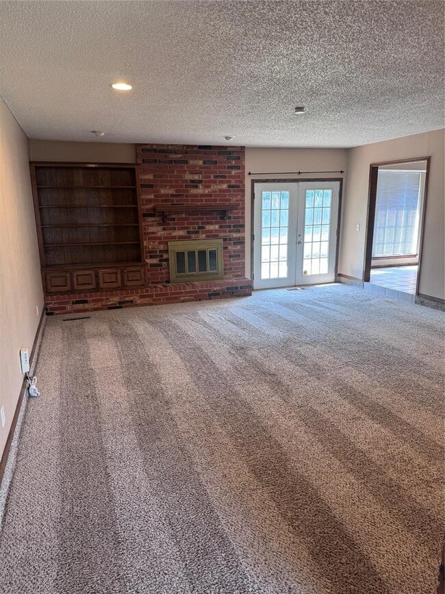 2208 NW 118th St in Oklahoma City, OK - Building Photo - Building Photo