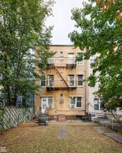 97 Newell St in Brooklyn, NY - Building Photo - Building Photo